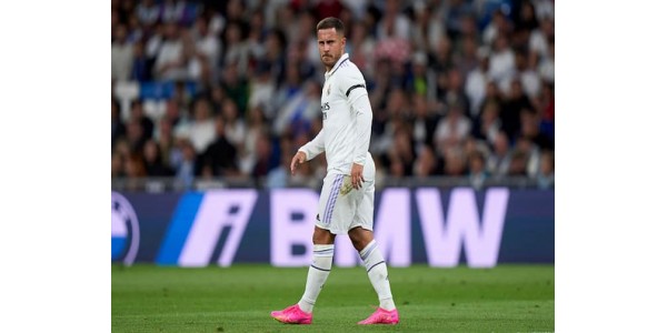 Eden Hazard bestemmer seg for å trekke seg en måned inn i ny sesong